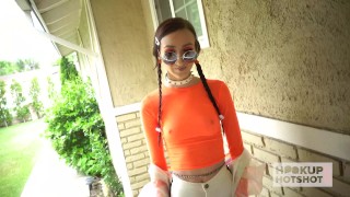 Latina chica Carmen Rae es destrozada y chorros mucho!
