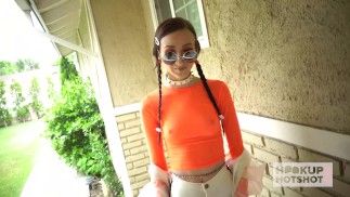 Latina Babe Carmen Rae разбивается и много брызгает!