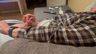 Trhání a křik na konci.