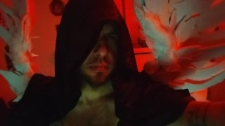 POV 看着一个 Celestial Being与他的人类形态玩得开心