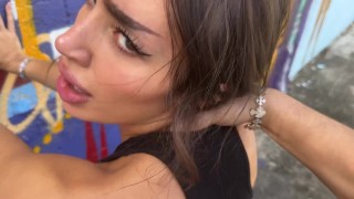 Sisi Rose 🌹 è una tale puttana, ama farsi scopare in pubblico - Teddy Tarantino