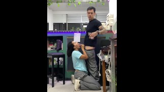 estoy caliente en el trabajo, quiero chupar verga y meterme una rica verga