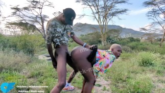 UN QUICKIE DE SAVANNAH SAUVAGE AVANT QUE GUÉPARD NOUS PENSE (SEXE SERENGETI)