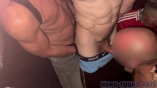 Twisted 19yr old Twink Risky Shag senza preservativo da sconosciuti casuali