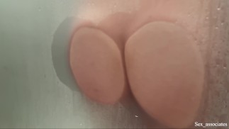 "Lascia che ti prosciughi le palle, ma la prossima volta chiedi alla tua ragazza, dopotutto sono la tua matrigna!"