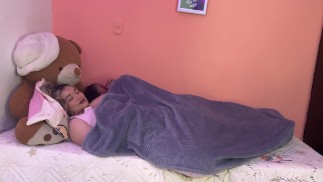 Я очень возбужден и ищу своего друга, чтобы трахнуть меня