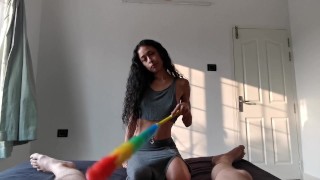 Indische meid maakt je lul schoon