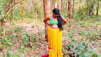 Desi seks w dżungli. Indyjski bhabi kurwa młodszy brat husbenda kopie kutasa. Telugu brudne rozmowy. తుప్పల్ల
