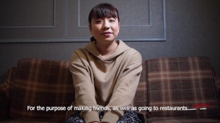 Japanse meid Mimi toont haar ondeugende kant