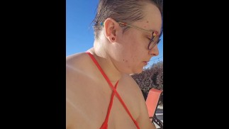 BBW Bikini Nerd Fumare