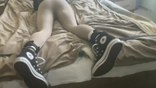 Vastgebonden met Converse