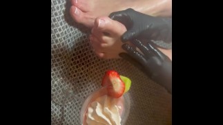 Pour un beau fétichisme des pieds et de la nourriture