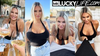 Высокая крошка-Blonde Cameron Cohen показывает свои навыки