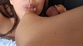 Sucer les seins