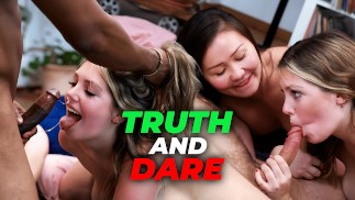 Ersties - Prawda i wyzwanie 3 - Napięcie rośnie, gdy 3 Hot Babes Pleasure swoich Guy przyjaciół (część 3 z 4)