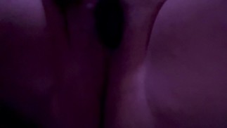 Amateur bbw pussy play with vibrator and fingers
