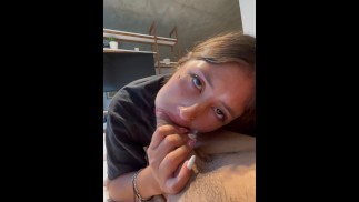 Día de lluvia y nada mejor sexo oral