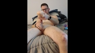 Hunter Luvv na to znovu s mini sexuální panenkou!