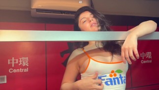 Follando a un chico en el tren