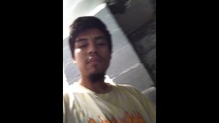 Pee Bahtroom