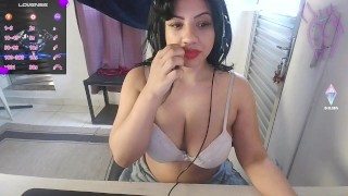 Twój hottie na kamerze internetowej