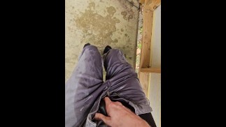 Ik kon mijn plas niet houden en mijn broek doorweekt