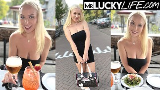 Romantyczny Vera Jarw chce Delicious zjeść za moimi spodniami