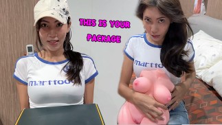 送货员对我咄咄逼人 #MRLsexdoll