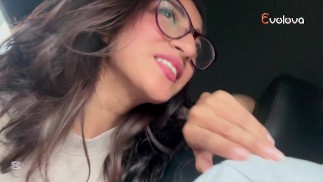Creampie chauffeur Uber avec gros cul sexy - Poupée sexuelle Evolova