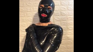 Latex Airi 001