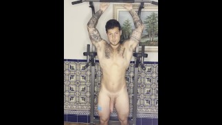 GAY CUM😈😈fazendo treino🔥Mais Incrível Ejaculação