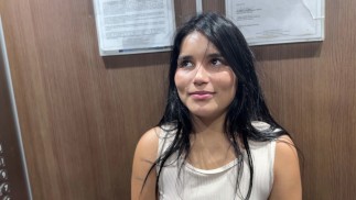 Ayudo a chica perdida a como llegar a su casa, pero antes la mando llena de mi leche luego de sexo.