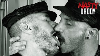 NASTYDADDY Muskulöse Typen Greg Riley und Jeremiah Jones Love Naughty Fun