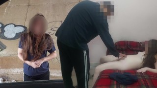 Nevinný mladý mrchožrout šuká starého muže o finanční pomoc, domácí 4/4
