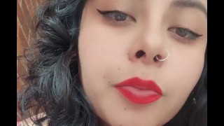 Nice pipe, je fais courir ta bite sur mes seins !!!!