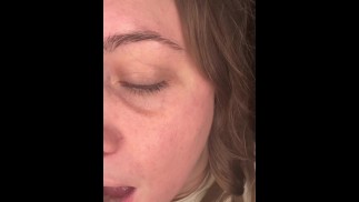 Fumer sur les lèvres de mon petit ami - Vidéo complète sur OF