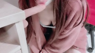 Sissy сосет большой член и пьет сперму после того, как была ""сперма во рту""【女装 минет фембой-кроссдрессер】