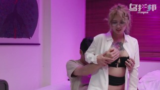 Sexy Wissenschaftlerin wiederbelebte Patientin mit verrücktem Sex-Psychoporn