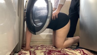 زندایی از لباسشویی کمک میخواست حشری شدم