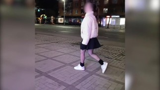 Подцепила в отпуске мужчину, он еще и заплатил мне