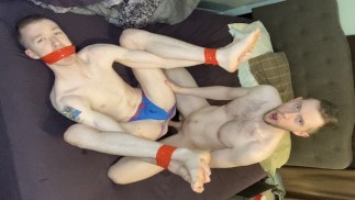 Twink Vázaný a roubík chov bez sedla