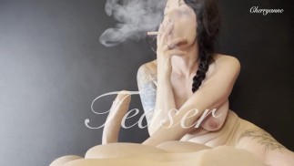 Fumer MILF vous branle