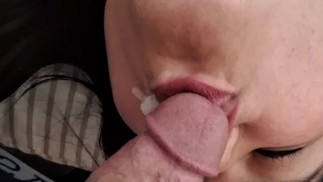 あなたは最後まで続きません-Hot BABEは彼女の口の中にあなたの精液を望んでいます。