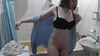 Video erótico musical de la dulce hermosa linda chica sexy Assol. Chica sola. Chica de culo. Naked chica