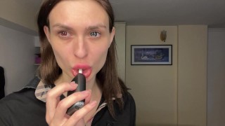 Roken Mistress spuugt in je gezicht - Femdom POV Fetish