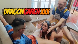 NENAMALA hace un TRIO con DOBLE PENETRACIÓN con sus vecinos OTAKUS, PELACONBARBA y SLYXXXOFFICIAL
