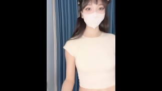 今日小舞蹈《皮下的性爱博主》