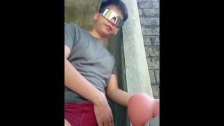 Baise risquée en plein air - Pinoy Boy Solo