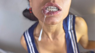 BLINDED Meiwedstrijd - Oh My God! Sailor Cum is een MILF die van gezichtsbehandelingen houdt