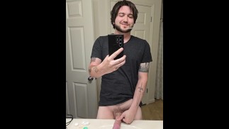 著者Tyler Leslieの巨大なコック編集
